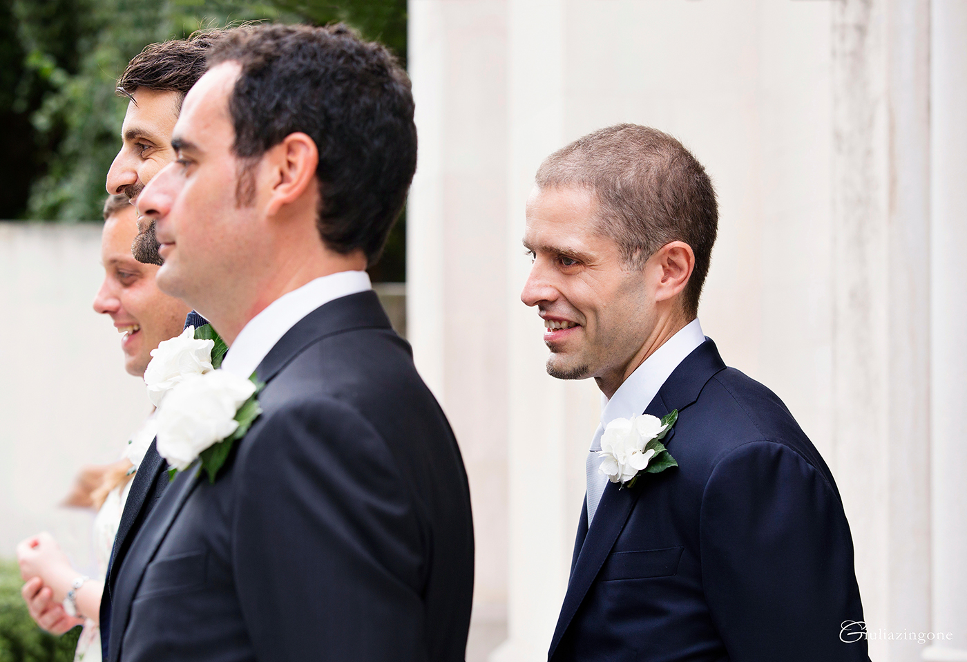 queste sono alcune foto del mio lavoro di fotografo di matrimonio a trieste eseguite durante la cerimonia nuziale di matrimonio alla chiesa nostra signora di sion trieste 024 sono giulia zingone lavoro come fotografo matrimonio al castello di duino trieste milano italy wedding photographer