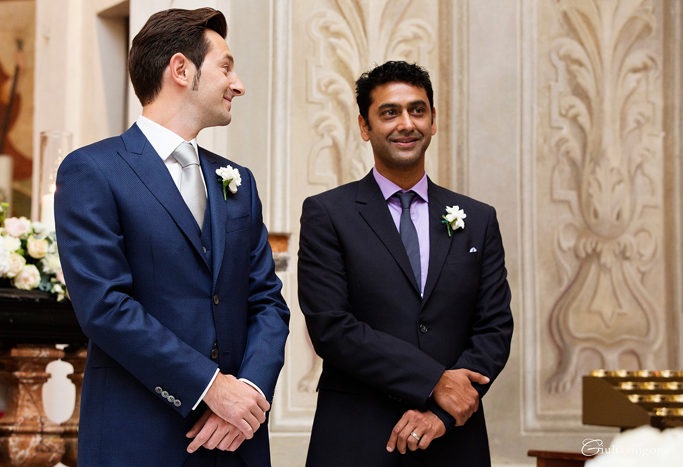 tra le mie foto preferite di questo lavoro come fotografo di matrimonio a villa bossi varese milano ci sono le foto della cerimonia che è una parte del reportage di nozze che mi emoziona sempre i love working as an italy wedding photographer in milan lakes giulia zingone 032 lavoro come fotografo di matrimonio reportage a villa bossi sul lago varese milano e le foto della cerimonia mi emozionano