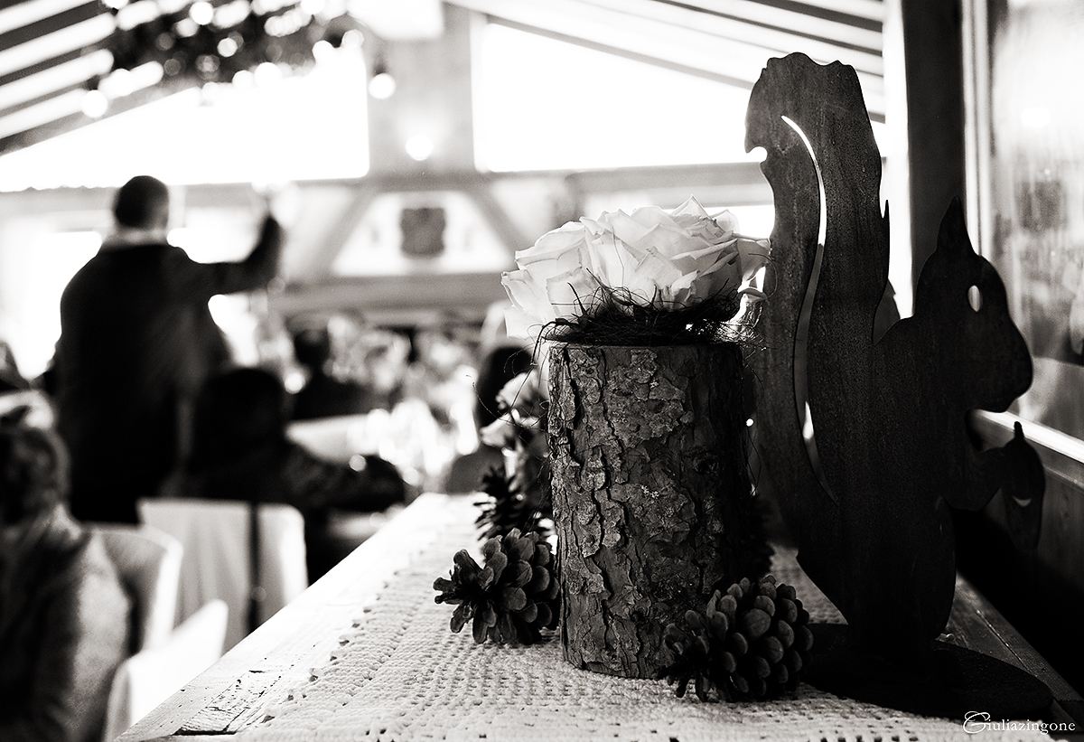 giulia zingone fa il fotografo di matrimonio a cortina trieste milano e ha fotografato questo matrimonio in inverno sulla neve al meloncino al camineto che era un vero winter wedding wonderland 031 giulia zingone fa il fotografo di matrimonio a cortina trieste milano e ha fotografato questo matrimonio al meloncino camineto