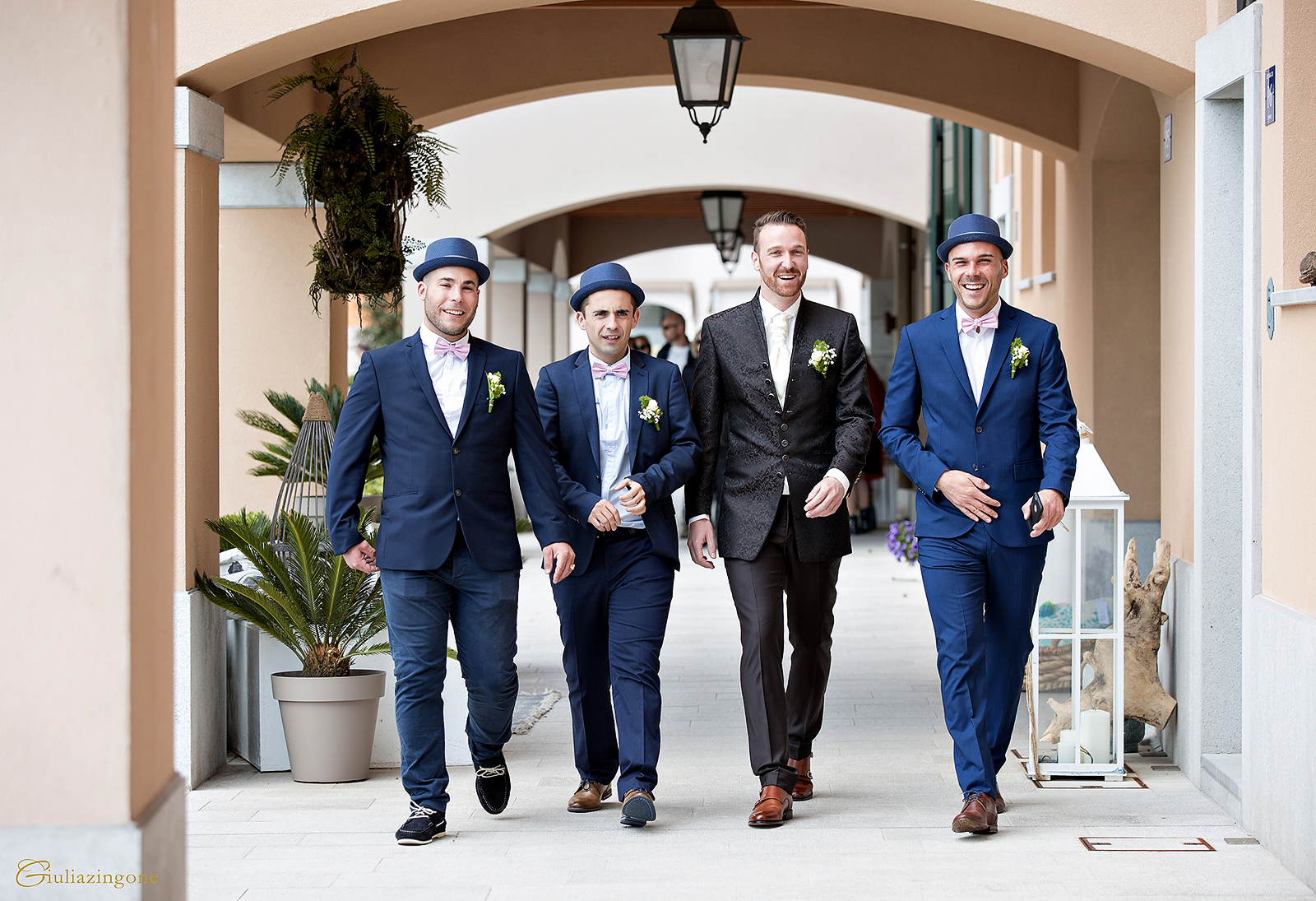 immagini di giulia zingone fotografa di matrimonio a portopiccolo sistiana porto piccolo trieste organizzato da valentina malacart 012 sono giulia zingone e ho avuto il piacere di essere la fotografa di matrimonio a portopiccolo sistiana organizzato da valentina malacart wedding planner